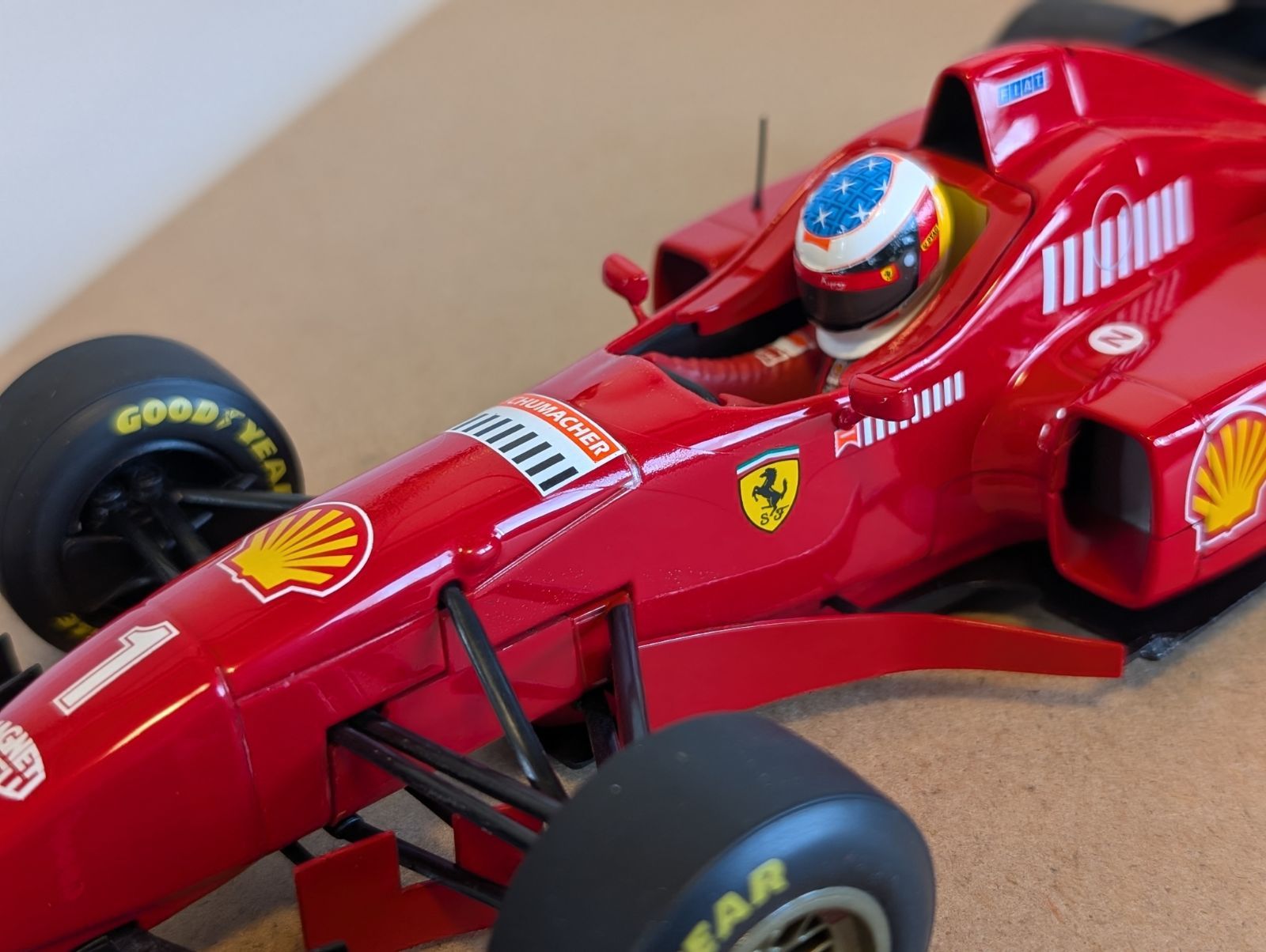 ミニチャンプス 1/18 フェラーリF310 ミハエル・シューマッハ