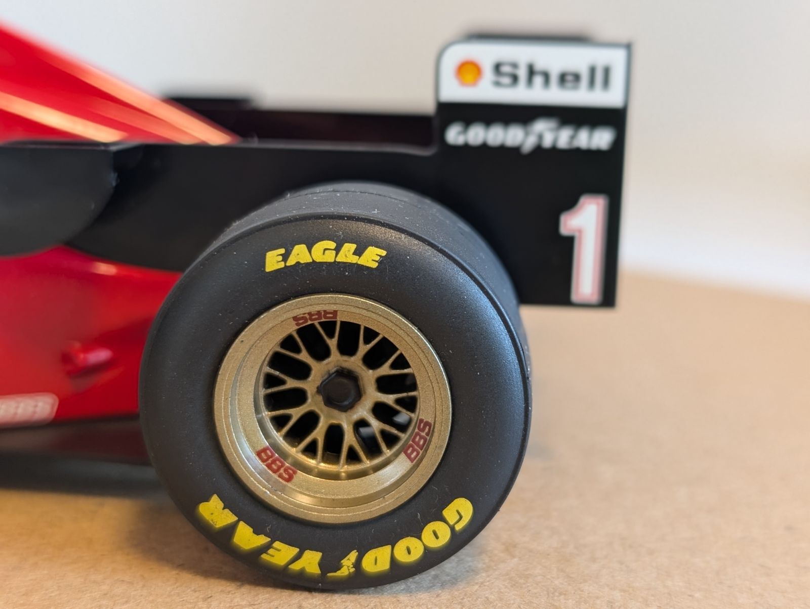 ミニチャンプス 1/18 フェラーリF310 ミハエル・シューマッハ