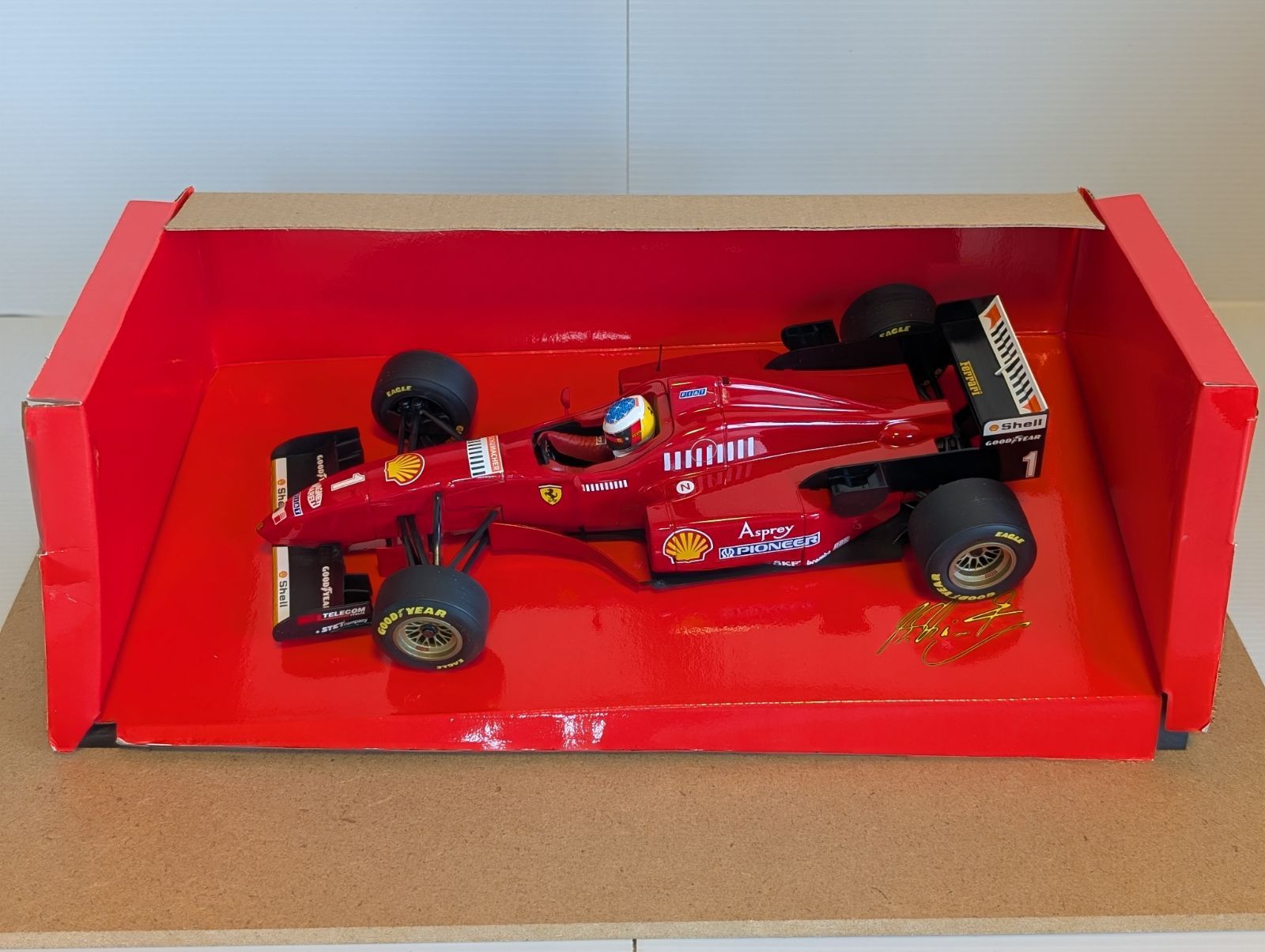 ミニチャンプス 1/18 フェラーリF310 ミハエル・シューマッハ