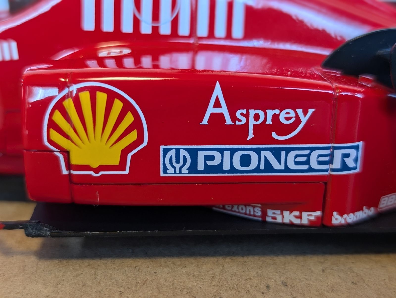 ミニチャンプス 1/18 フェラーリF310 ミハエル・シューマッハ