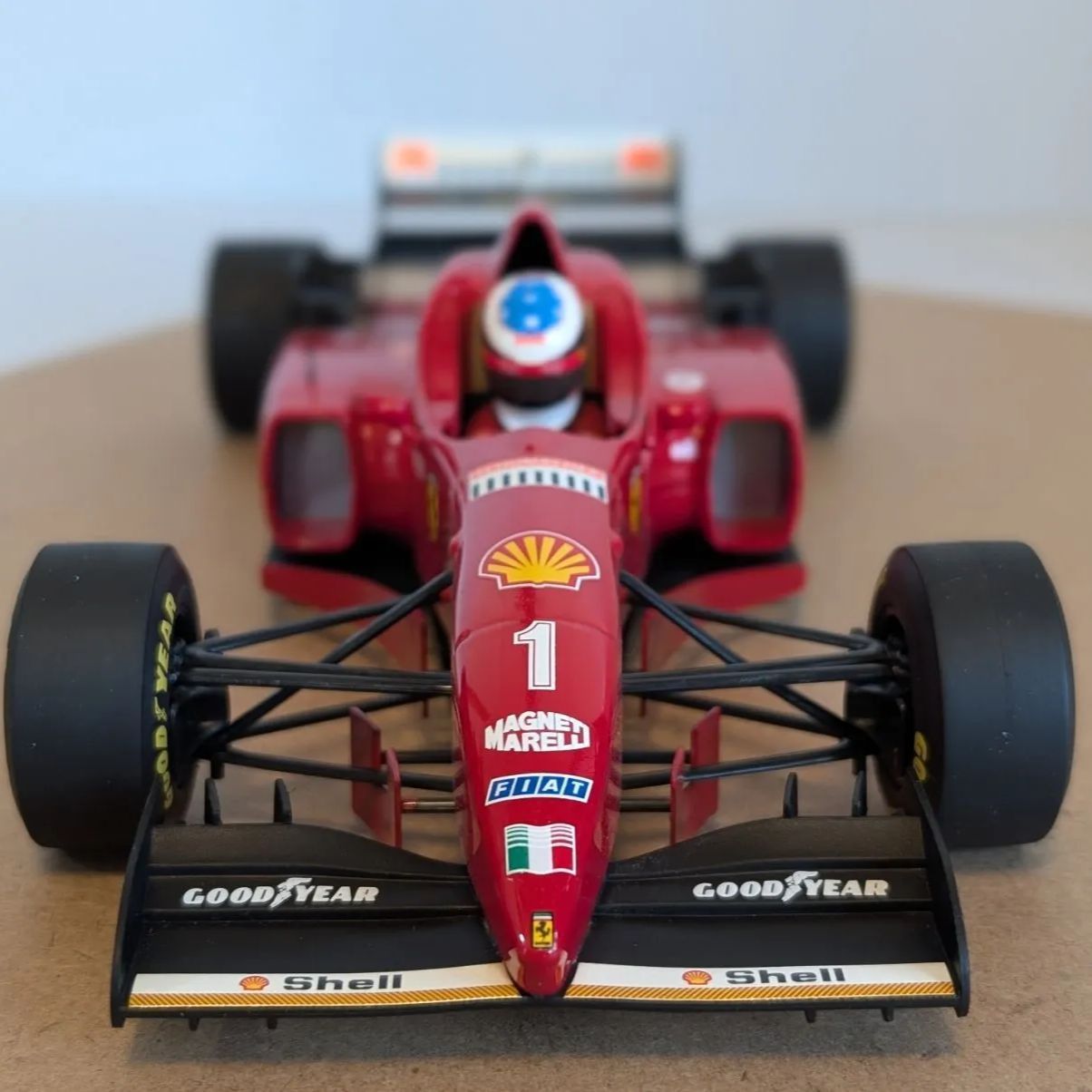 ミニチャンプス 1/18 フェラーリF310 ミハエル・シューマッハ