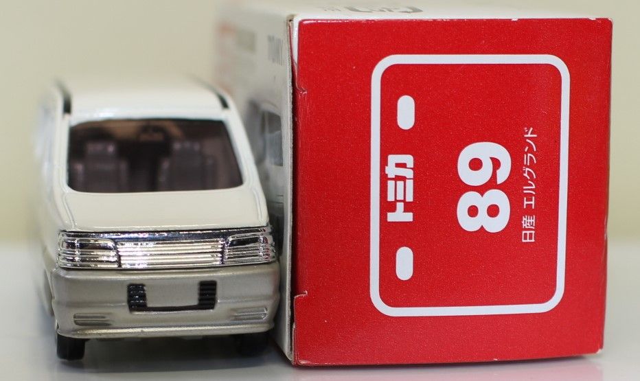 USED トミカ 89 日産 エルグランド 240001033166 - メルカリ