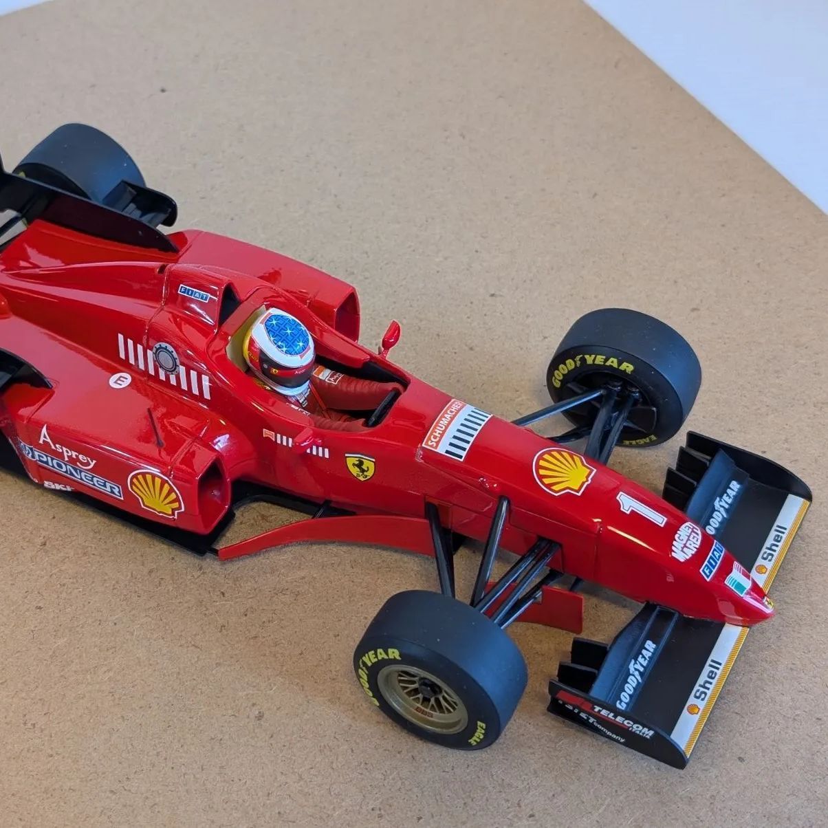 ミニチャンプス 1/18 フェラーリF310 ミハエル・シューマッハ