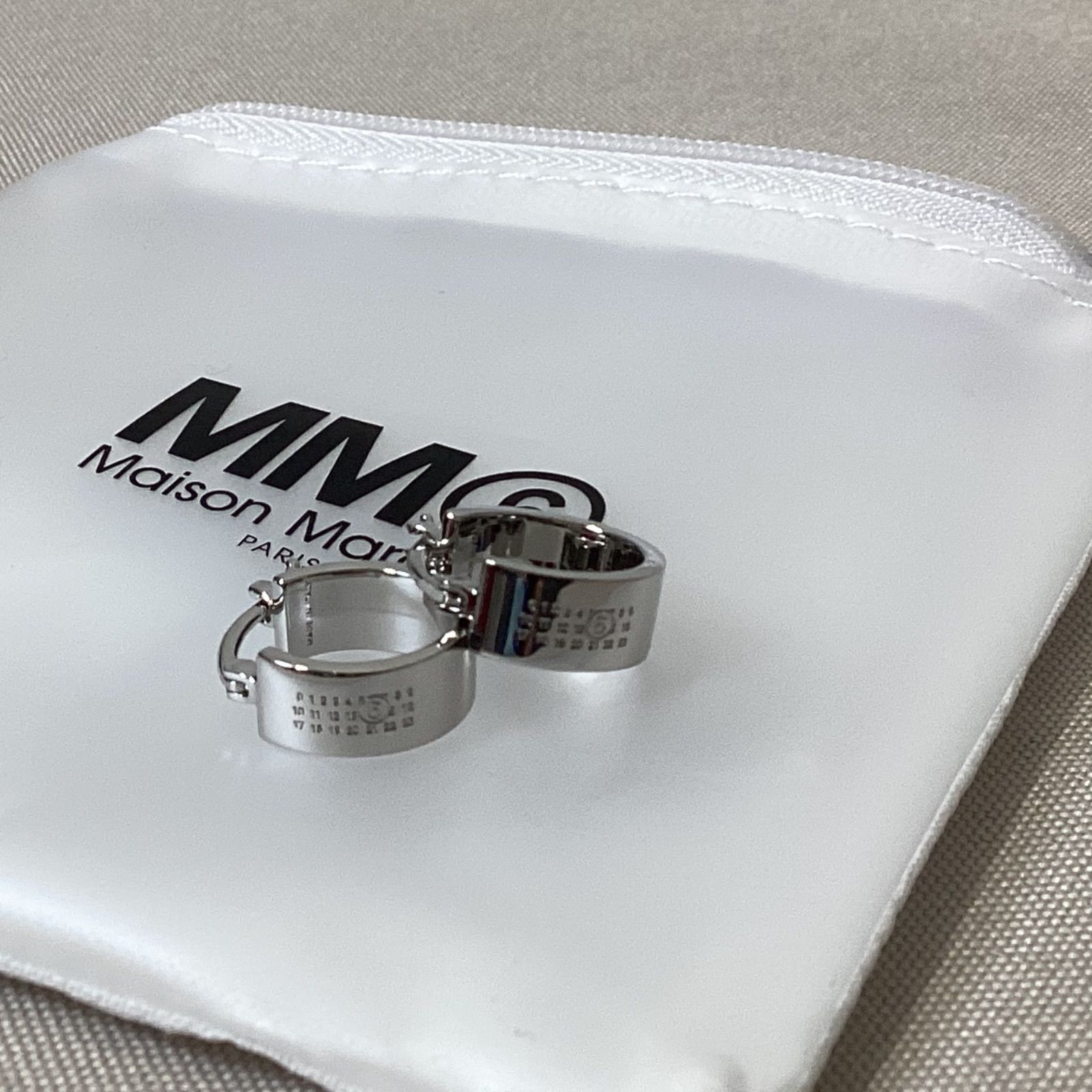 MM6 MAISON MARGIELA エムエムシックス ニューメリック フープピアス 