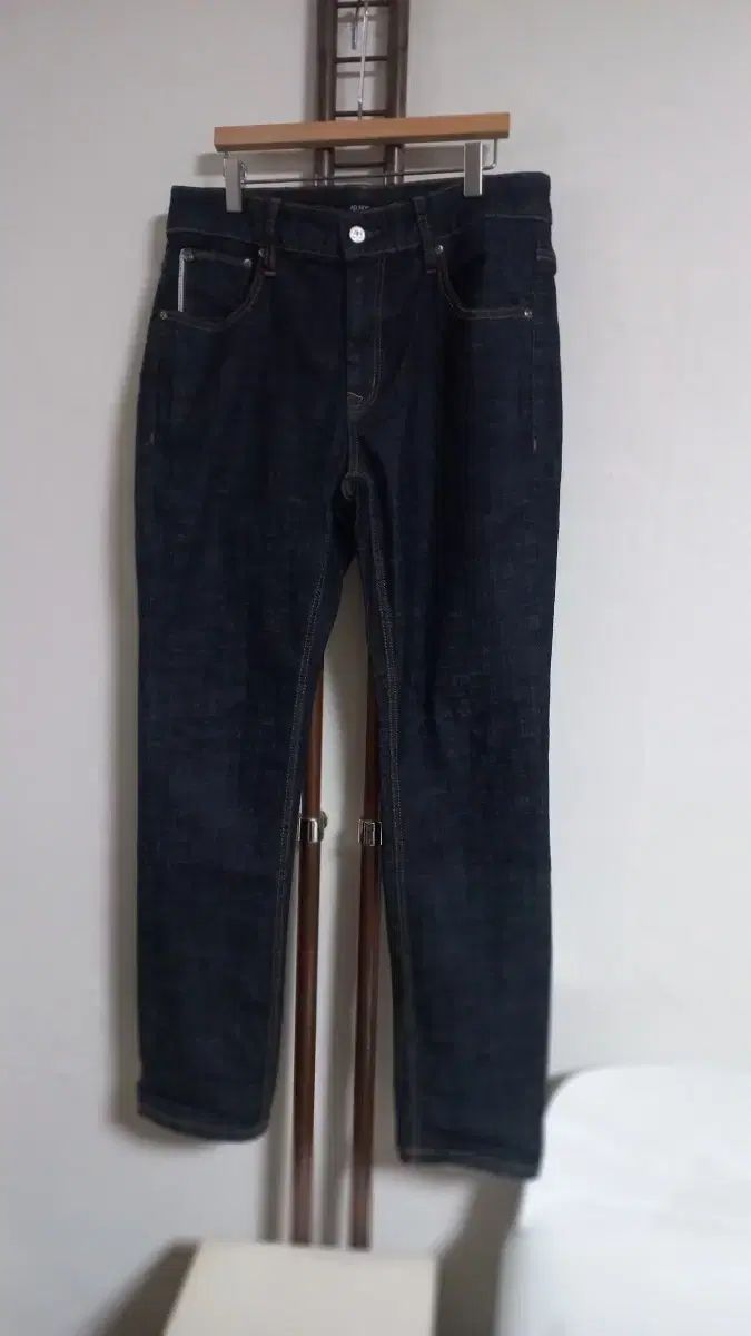 アドホック ブラック インディゴブルーデニム 32インチ