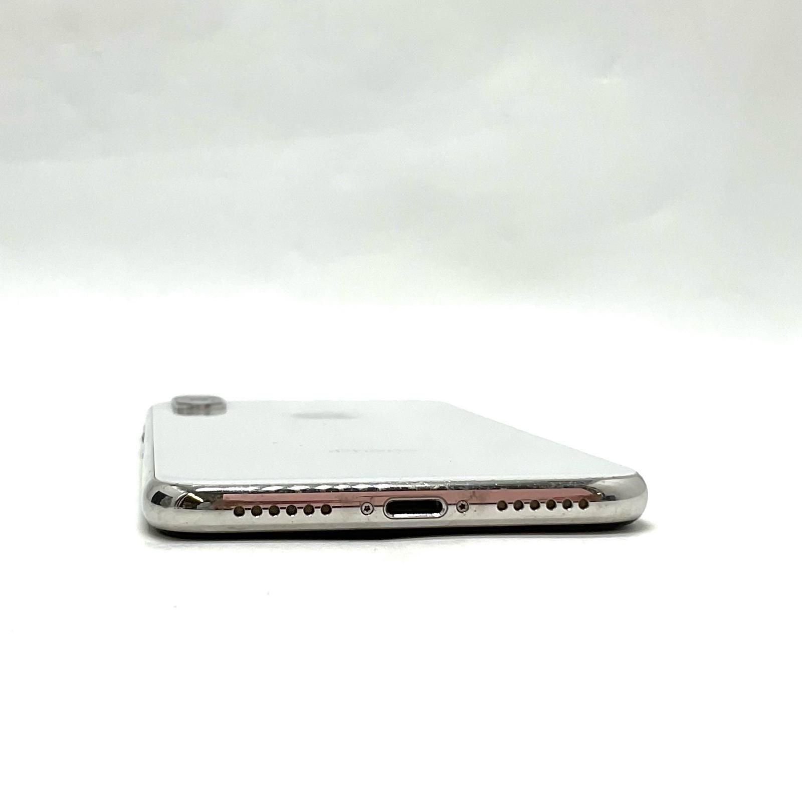 全額返金保証】【最速発送】 iPhone X 256GB シルバー docomo 白ロム