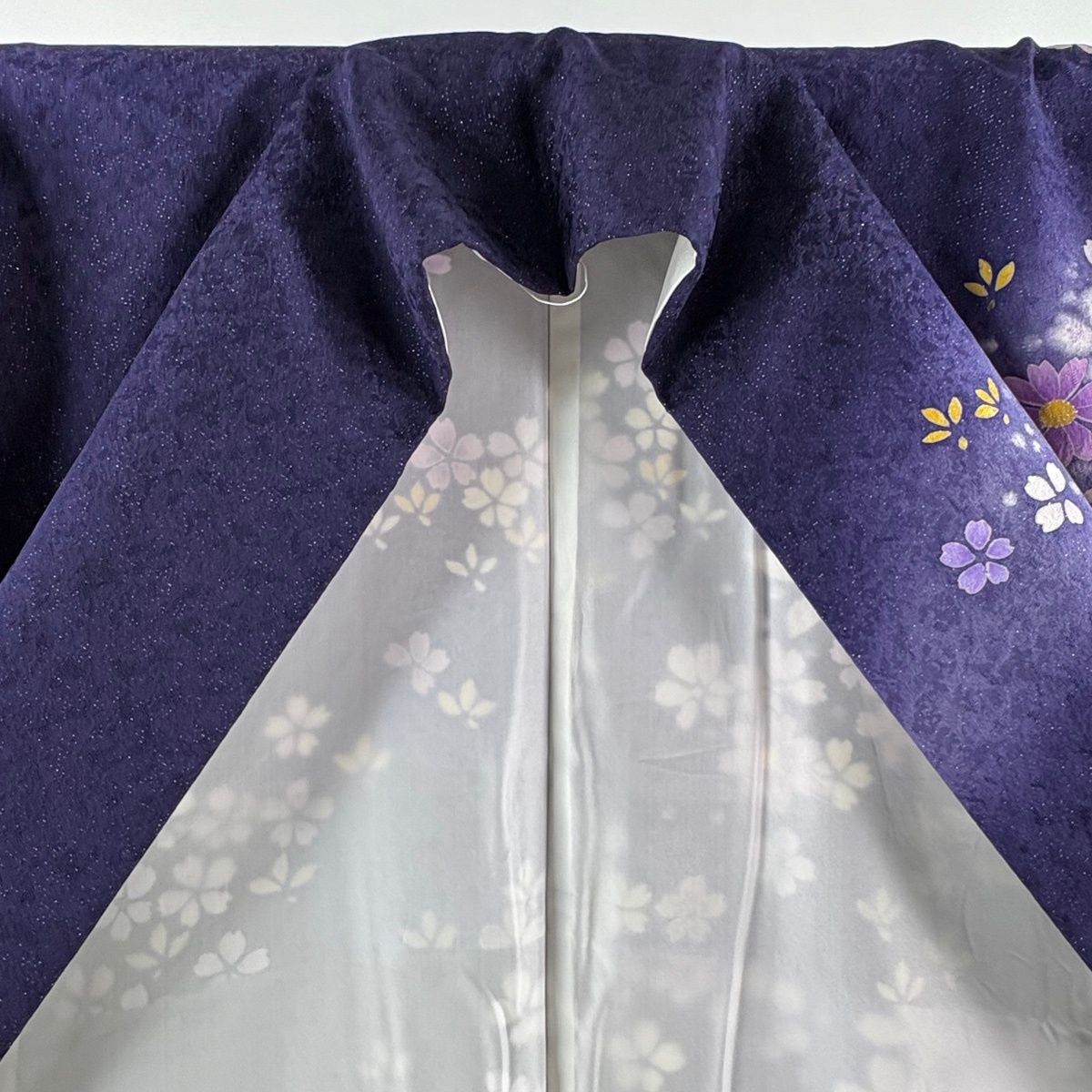 美品】 振袖 身丈160.5cm 裄丈67.5cm L 袷 桜 菊 銀通し 銀彩 紫 正絹
