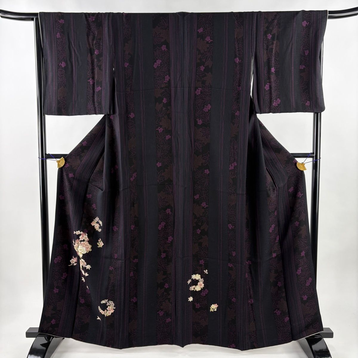 付下げ 身丈162.5cm 裄丈66.5cm M 袷 やまと 縦縞 花丸文 墨色 正絹