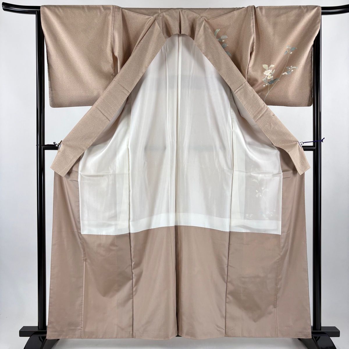 訪問着 身丈162cm 裄丈67cm M 袷 紬地 落款 枝花 ぼかし ベージュ 正絹