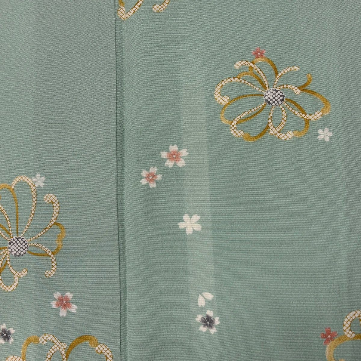 美品】 小紋 身丈161cm 裄丈62.5cm S 袷 やまと 花 桜 薄緑 正絹 秀品 