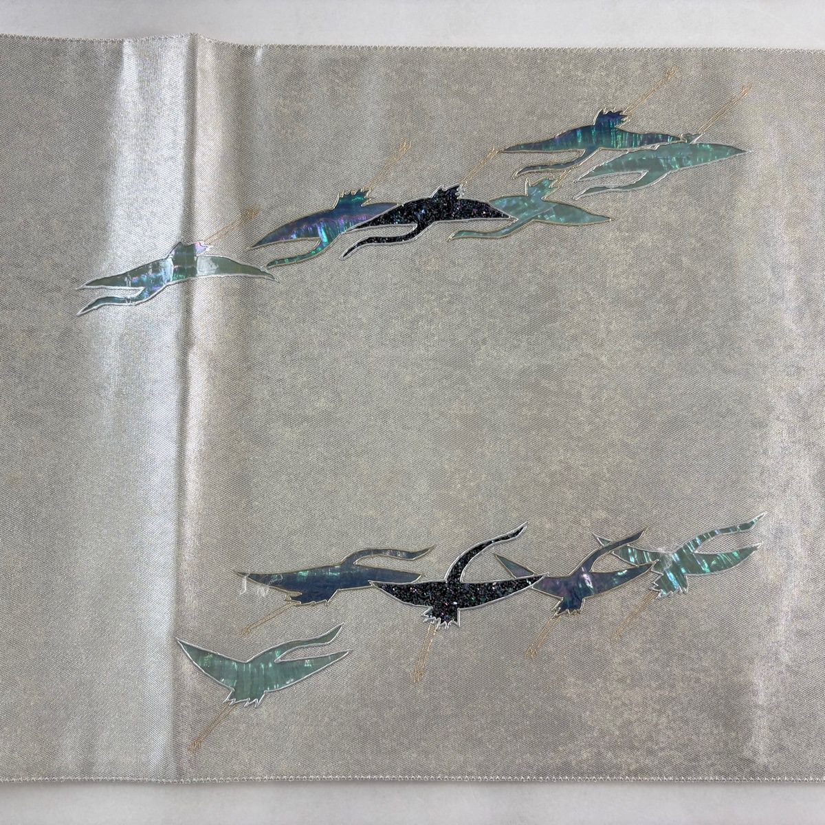 美品】 袋帯 名品 鶴 螺鈿 金銀彩 銀色 お太鼓柄 正絹 【中古】 - メルカリ