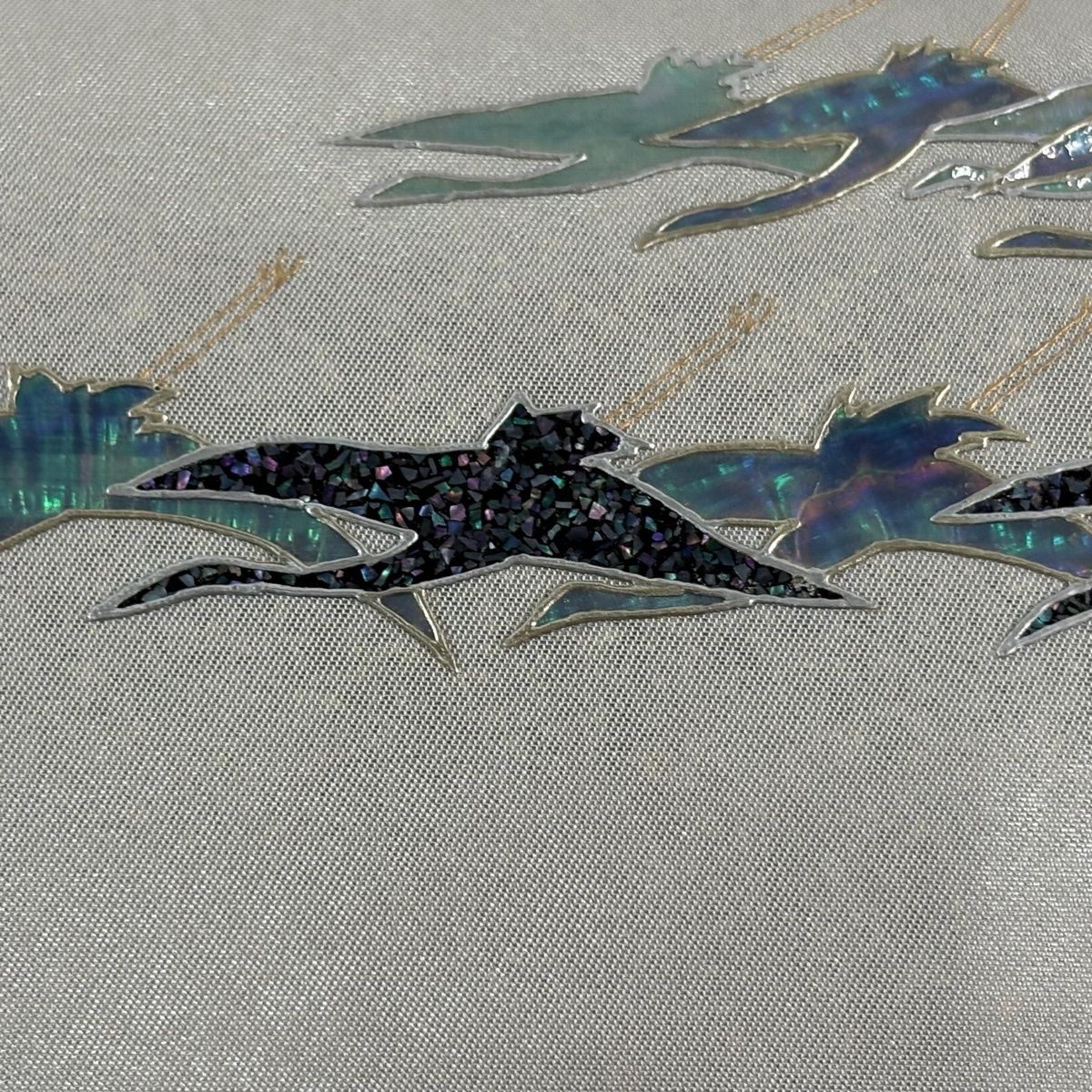 美品】 袋帯 名品 鶴 螺鈿 金銀彩 銀色 お太鼓柄 正絹 【中古】 - メルカリ