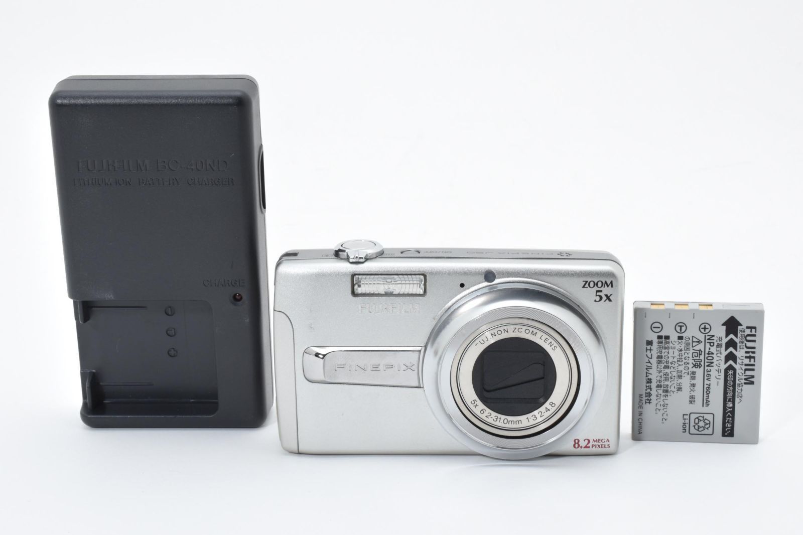 美品・完動品】FUJIFILM FinePix J50 シルバー 動作確認済 820万画素