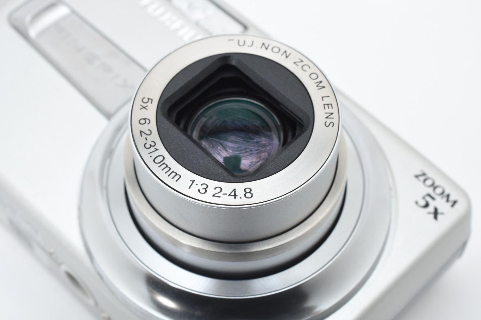 美品・完動品】FUJIFILM FinePix J50 シルバー 動作確認済 820万画素