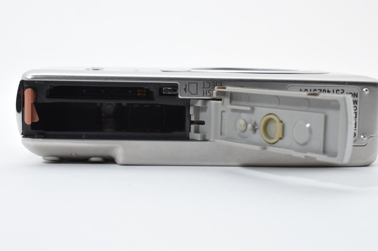 美品】Canon IXY DIGITAL 70 シルバー 動作確認済 600万画素 オールド