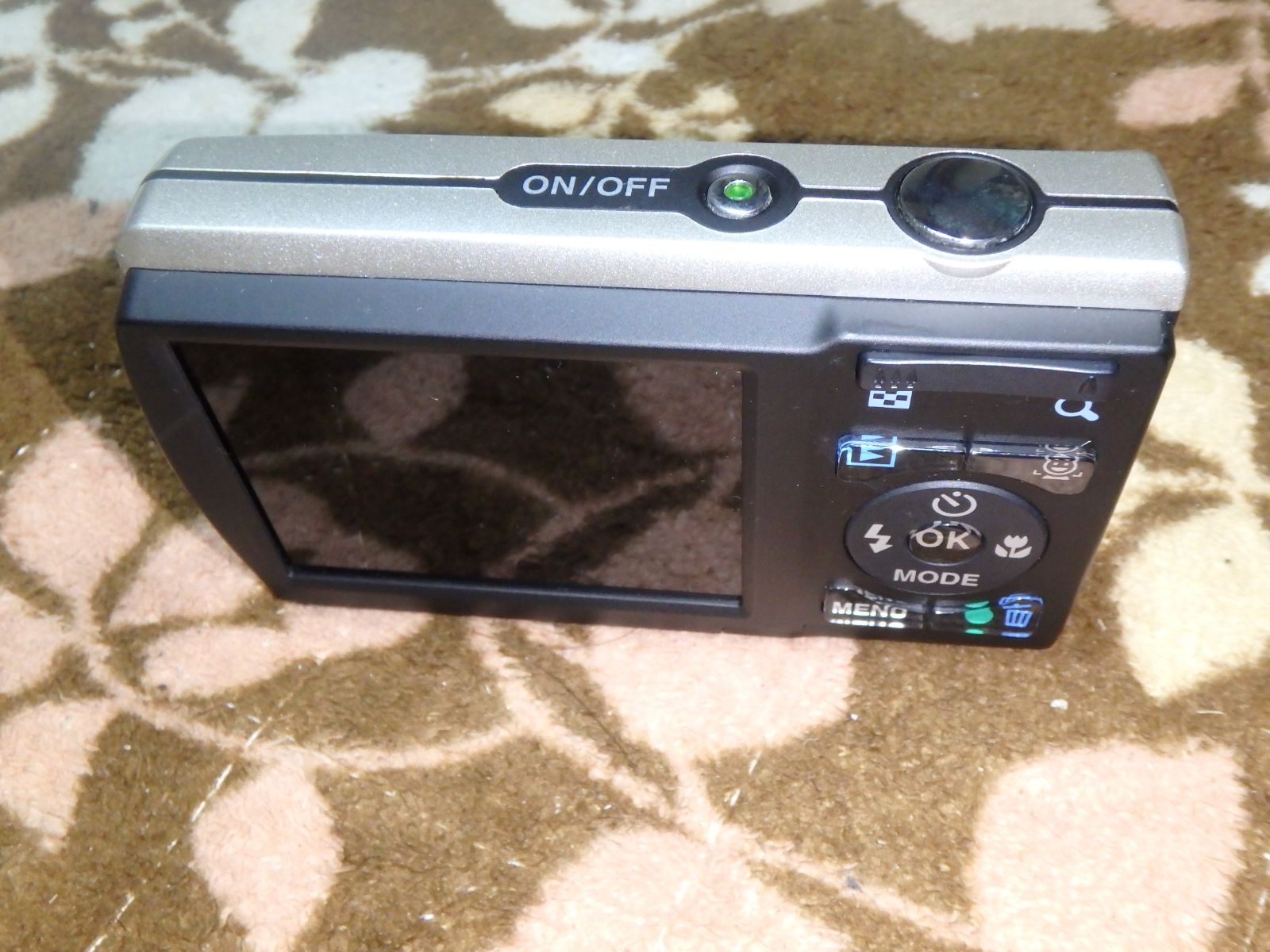 動作品 PENTAX OPTIO E80 デジタルカメラ 乾電池駆動 難 - メルカリ