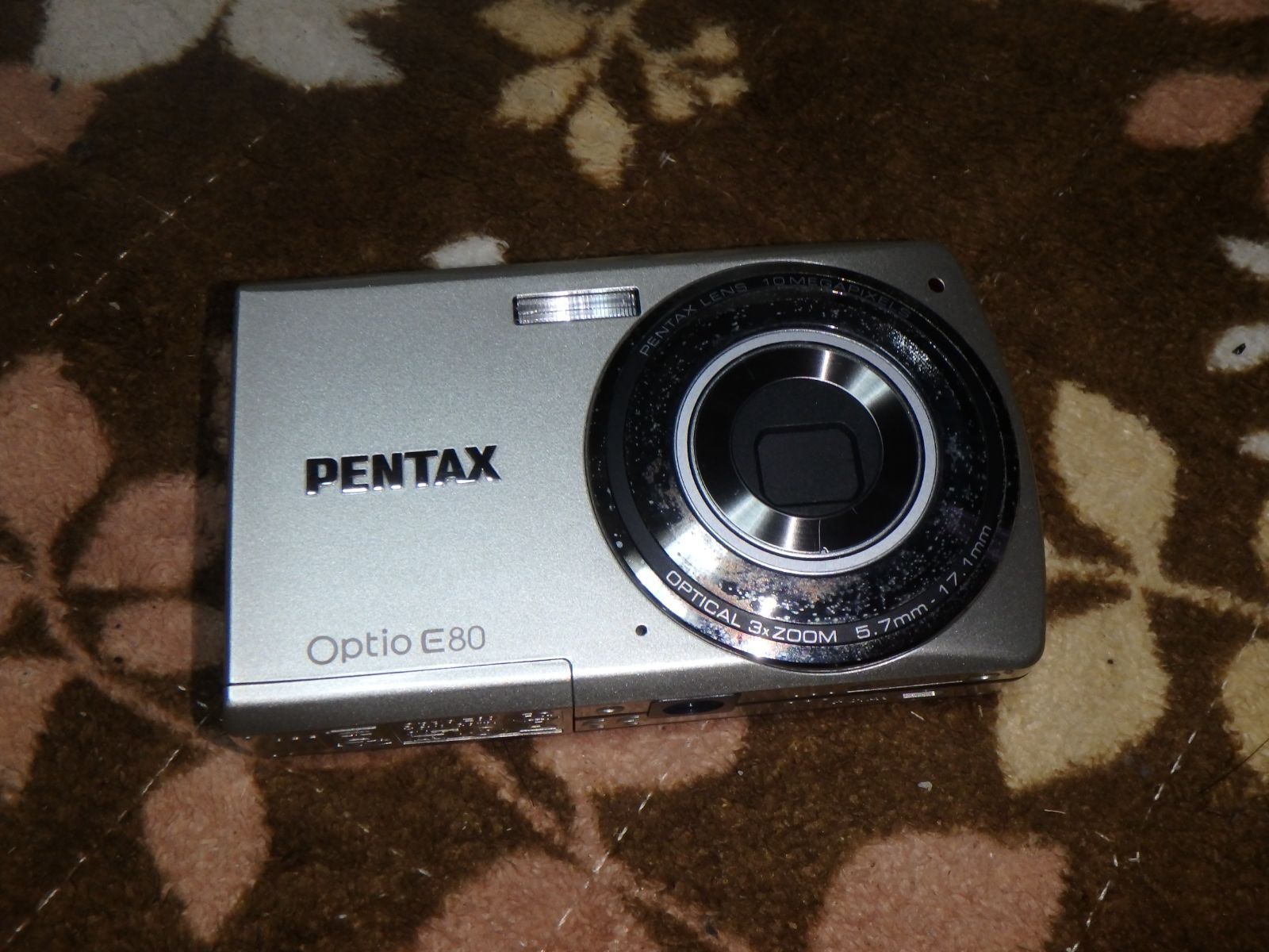動作品 PENTAX OPTIO E80 デジタルカメラ 乾電池駆動 難 - メルカリ