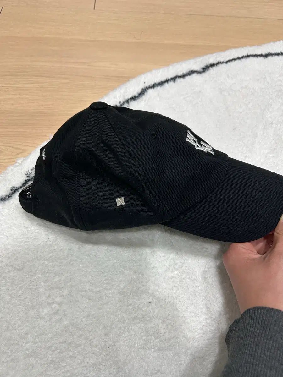 WOOYOUNGMI ロゴ ベースボールキャップ ブラック - メルカリ