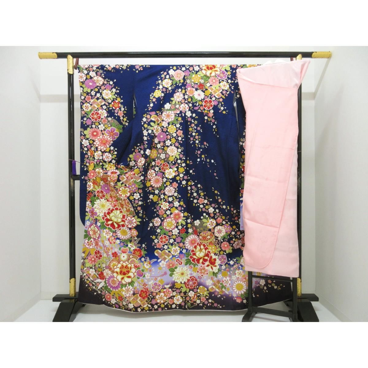 未使用品】振袖 友禅金彩加工 刺繍入りボカシ染 きもの・長襦袢 2点