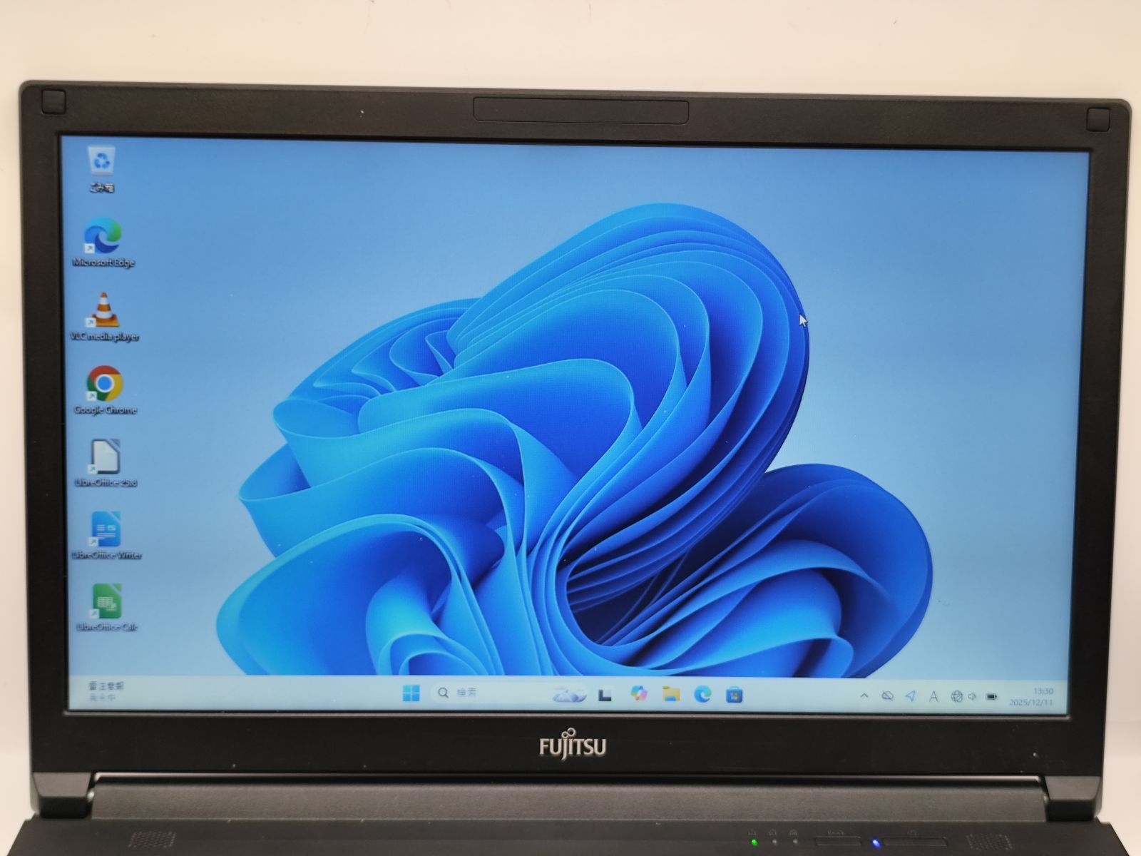 FUJITSU LIFEBOOK A749/A i3-8145U 8GB SSD - メルカリ