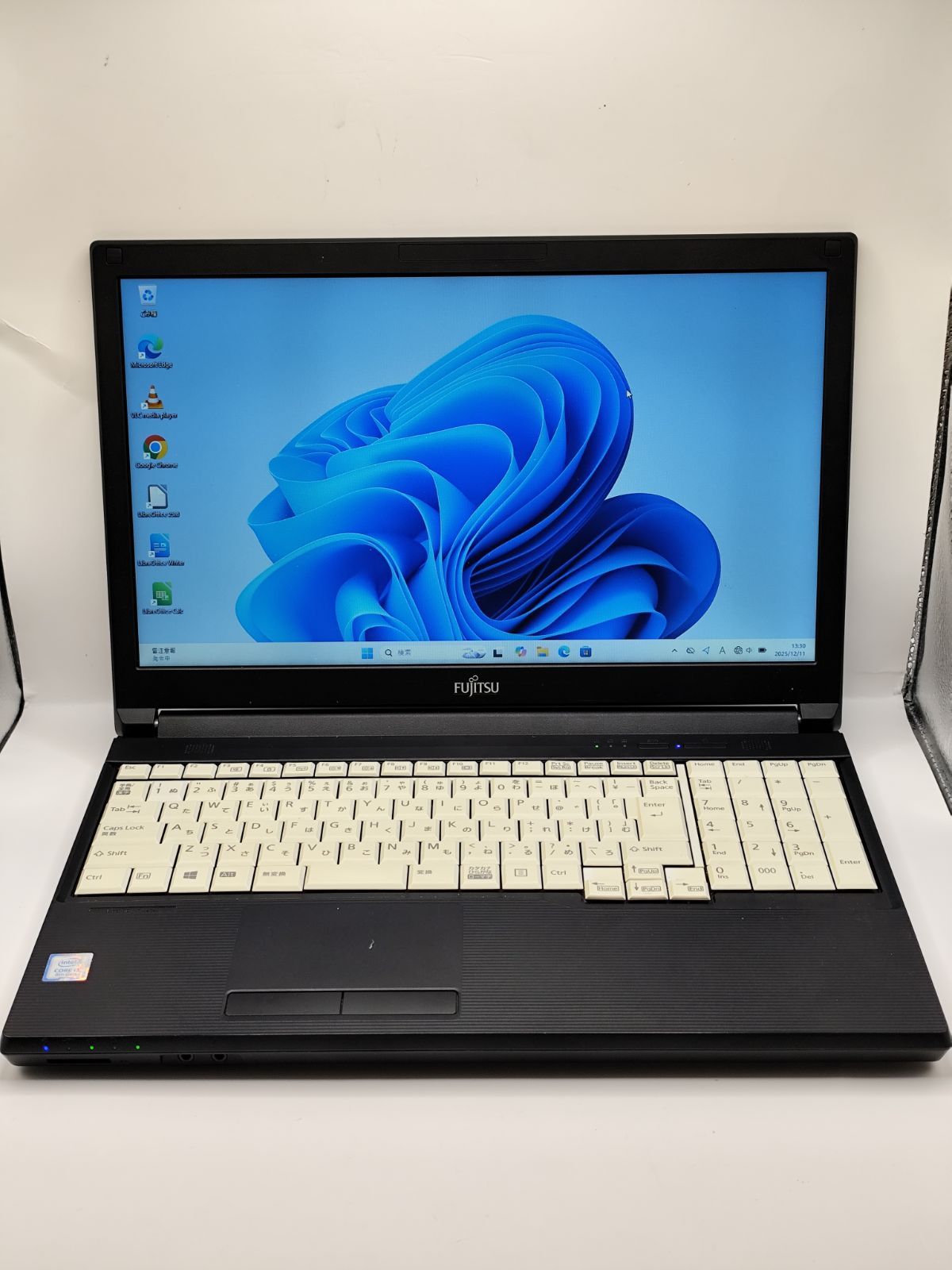 FUJITSU LIFEBOOK A749/A i3-8145U 8GB SSD - メルカリ