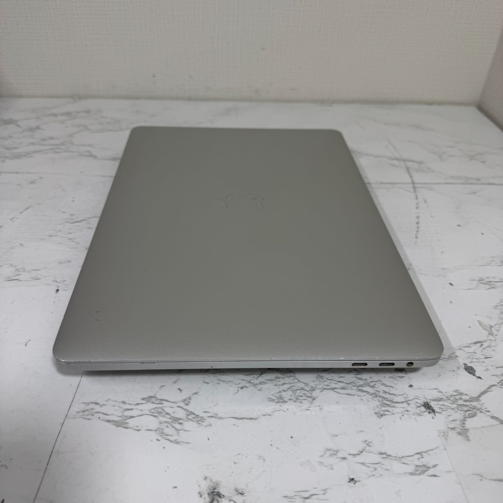 良品】MacBook Pro 13