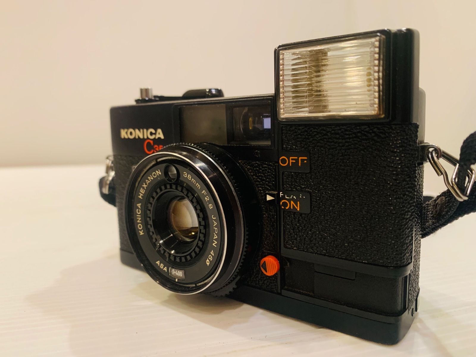 完動品】フィルムカメラ Konica C35 EF ピッカリコニカ - メルカリ