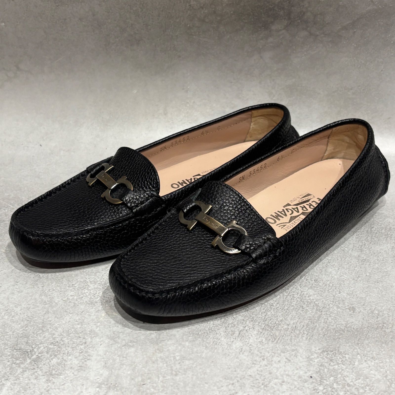 Salvatore Ferragamo サルヴァトーレフェラガモ ガンチーニ ビット