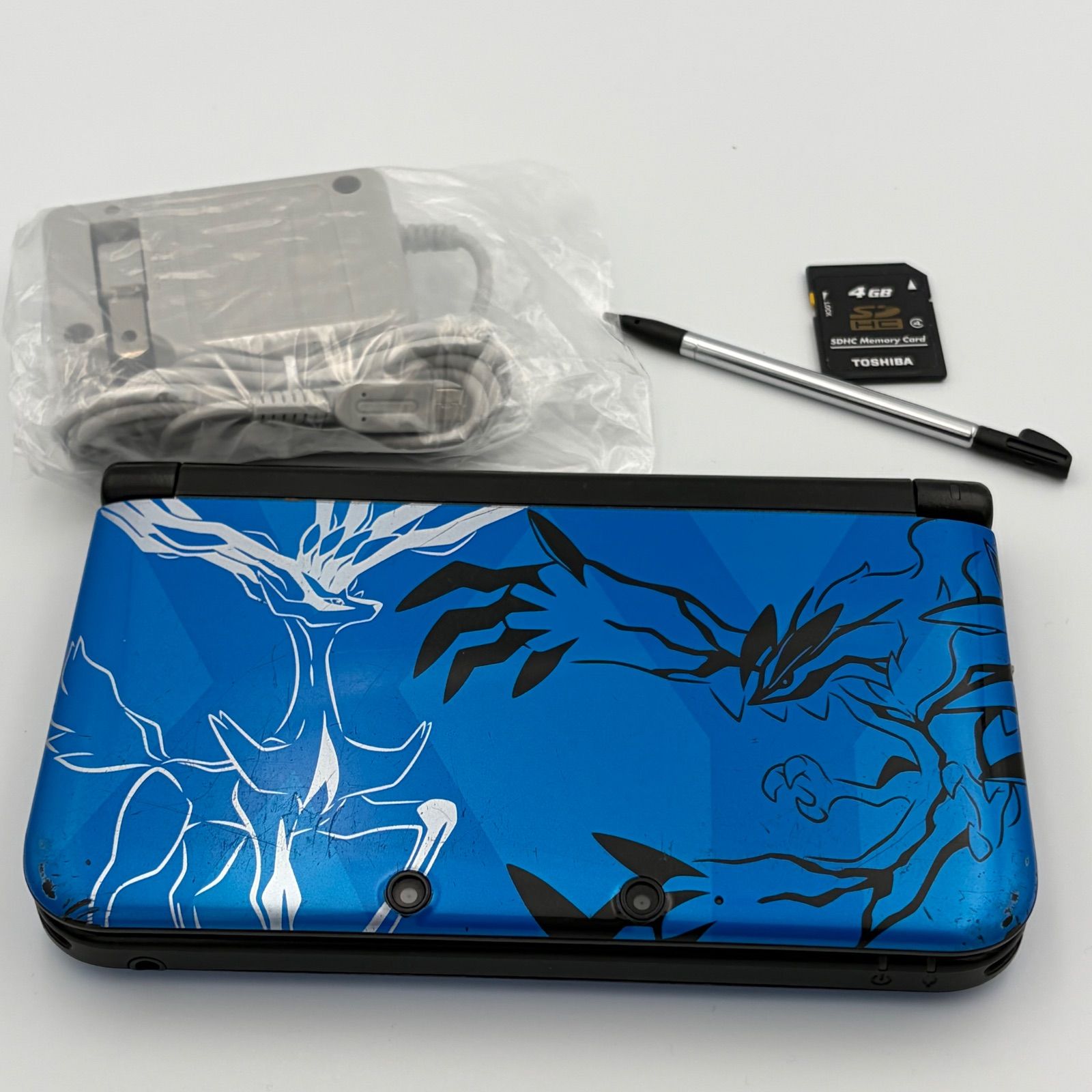 美品】Nintendo 3DS LL 青色 動作確認済SDカード付 動作確認済ニンテンドー