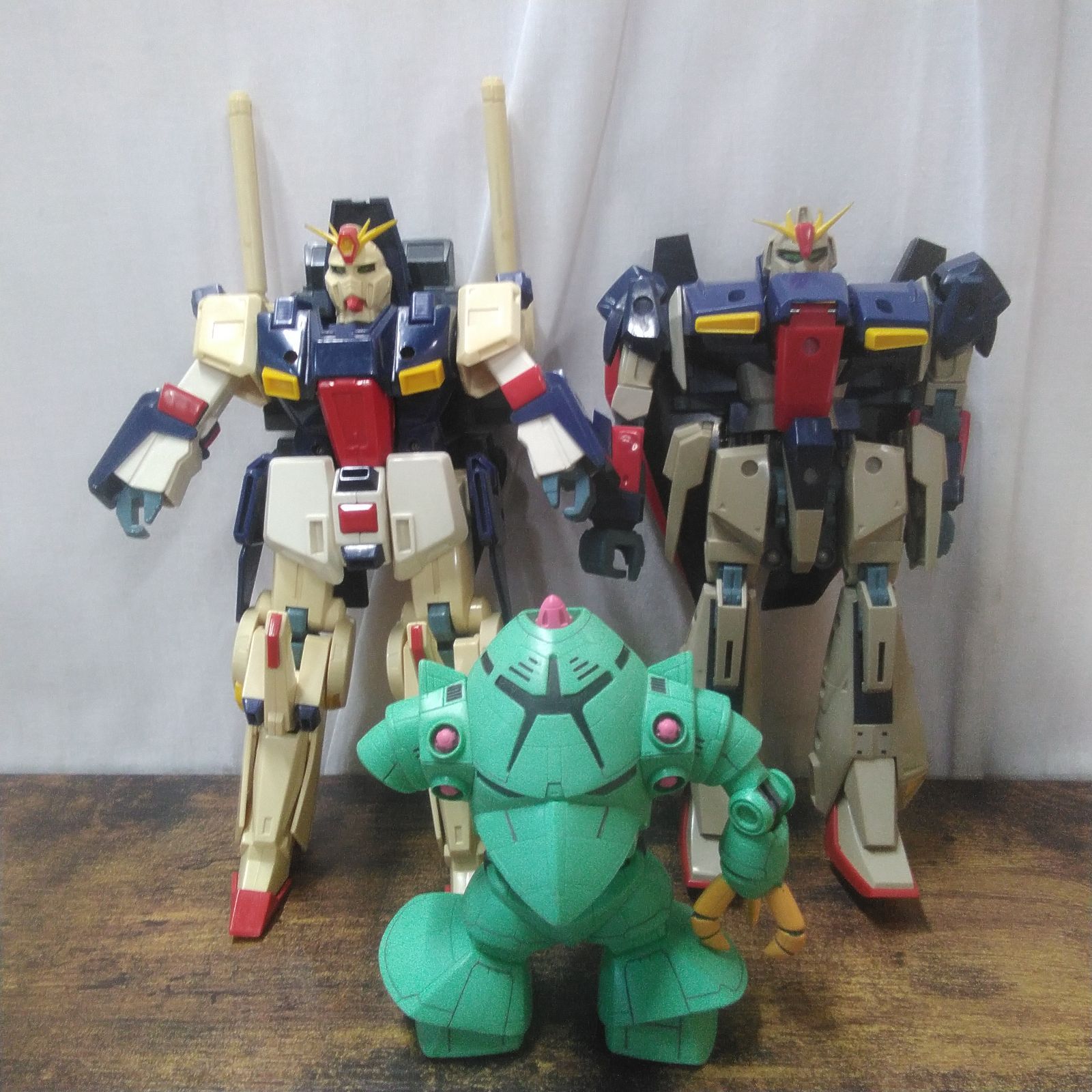 バンダイ おもちゃ Zガンダム、ZZガンダム、ゾッグ(左腕なし) 現状品