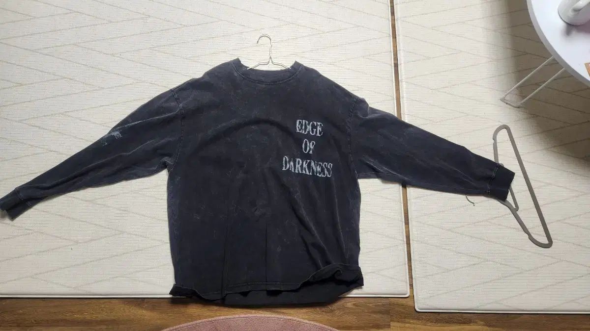 アウェンド ロングスリーブ Tシャツ