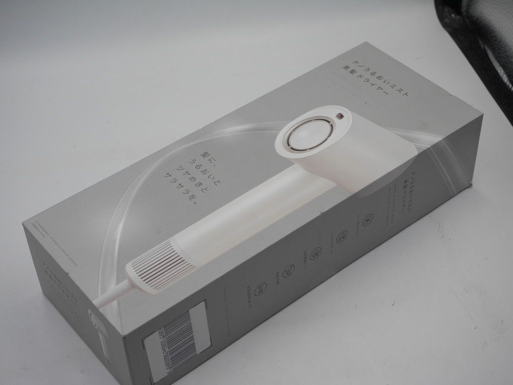 デイバリュー ナノうるおいミスト美髪ドライヤー NL701WH - メルカリ