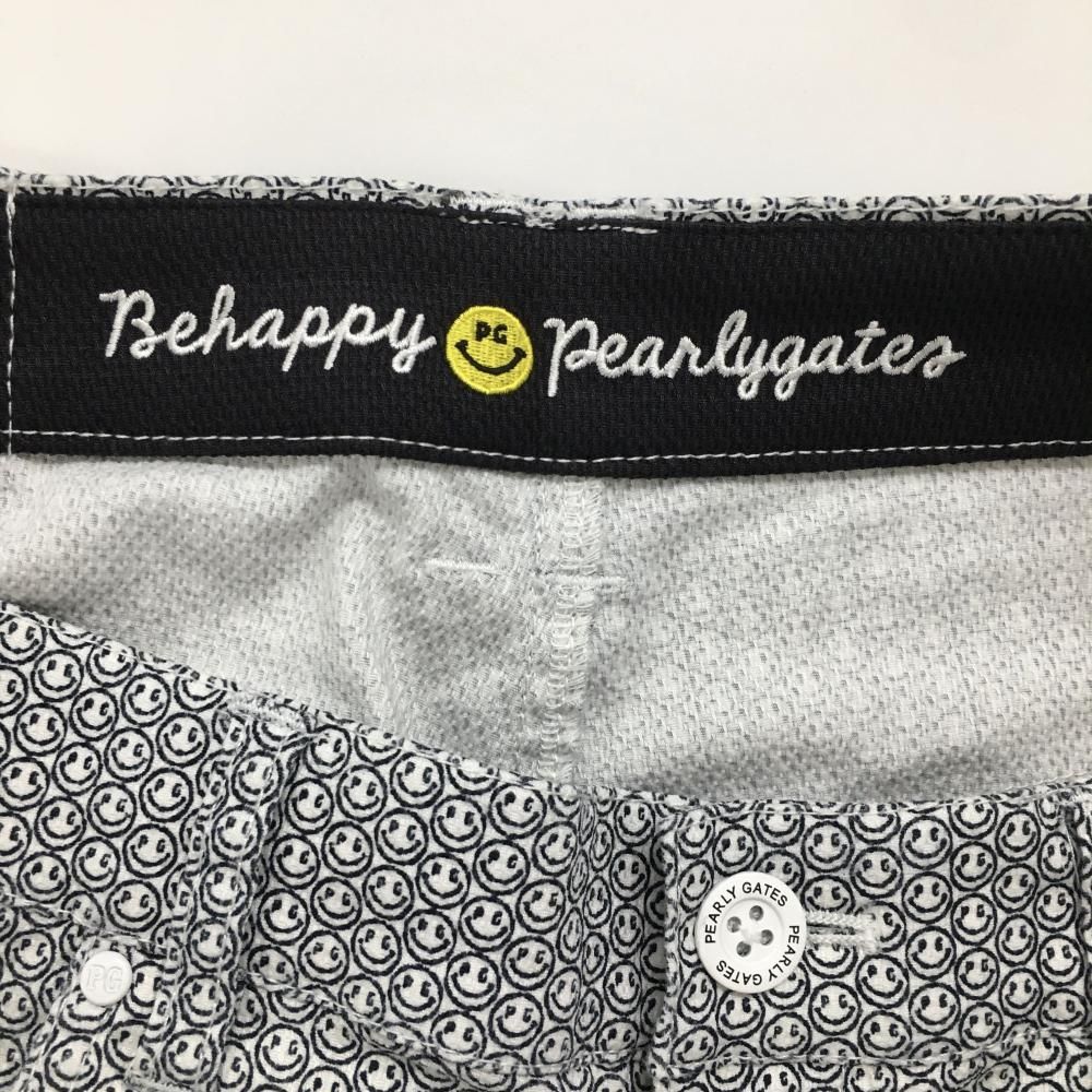 美品】パーリーゲイツ ショートパンツ ネイビー×白 ニコちゃん総柄