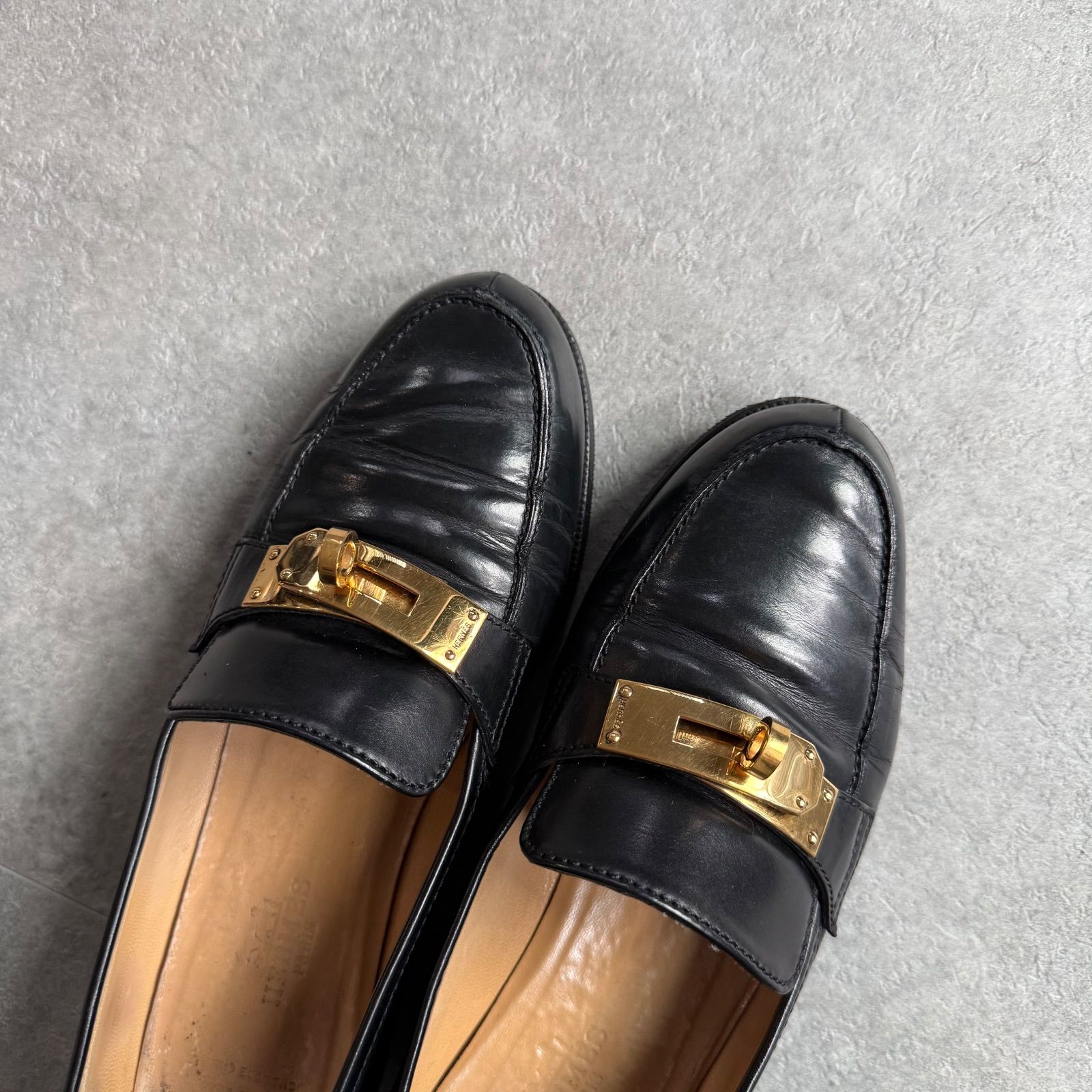 HERMES エルメス ケリー ローファー ターンロック ブラック ゴールド