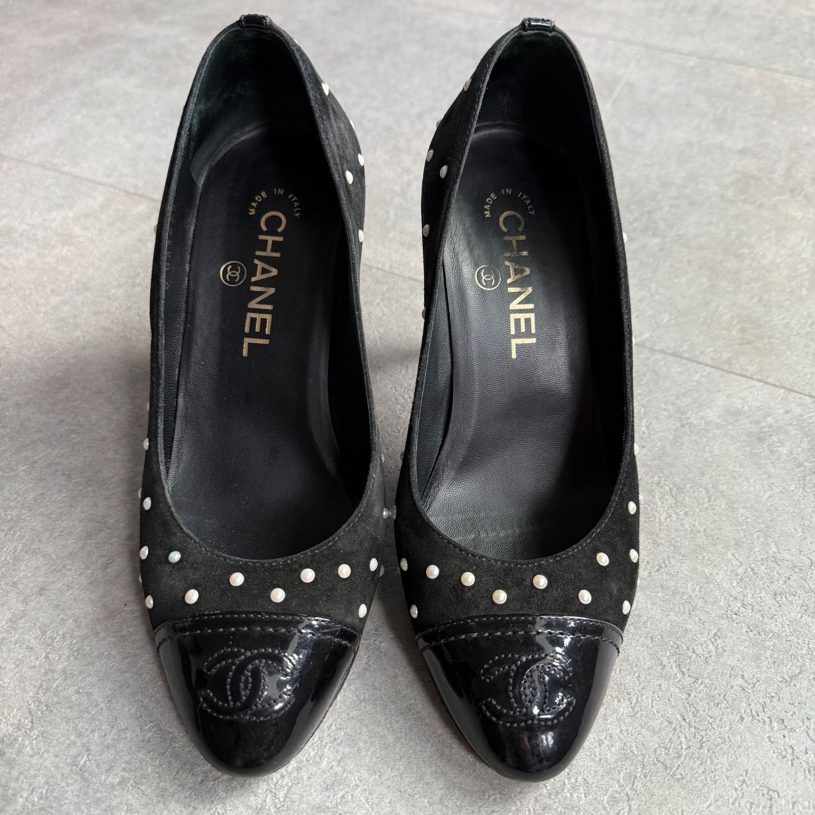 希少 CHANEL シャネル ココマーク パールパンプス スエード ブラック 