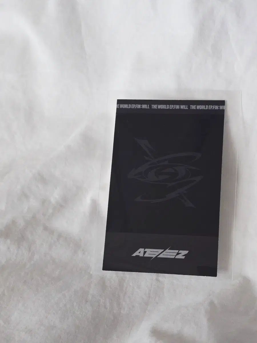 ATEEZ（エイティーズ・アチズ）ホンジュン(HONGJOONG) トレカ ミニ