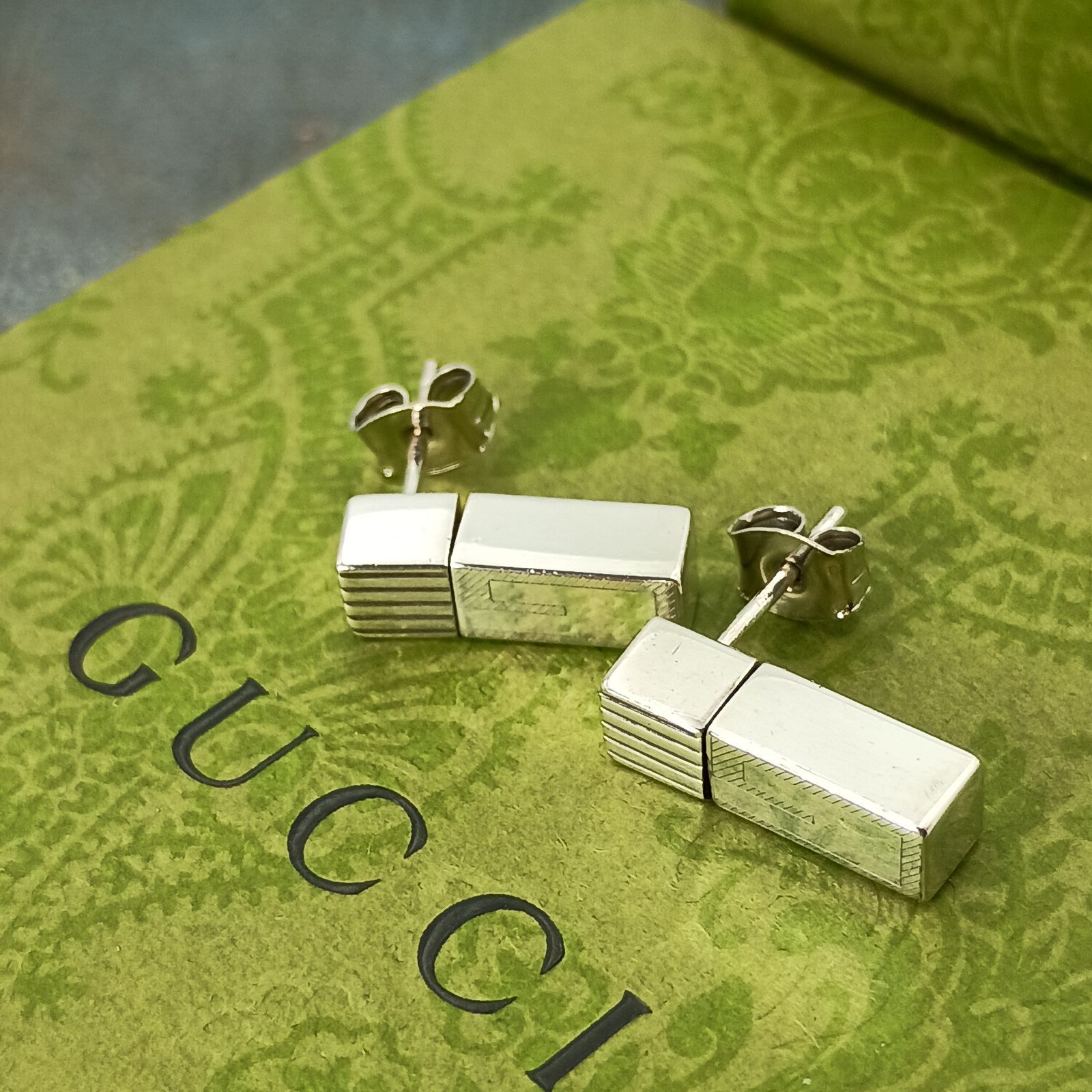 GUCCI グッチ ブロック ピアス 両耳 レディース シルバー925 オールド