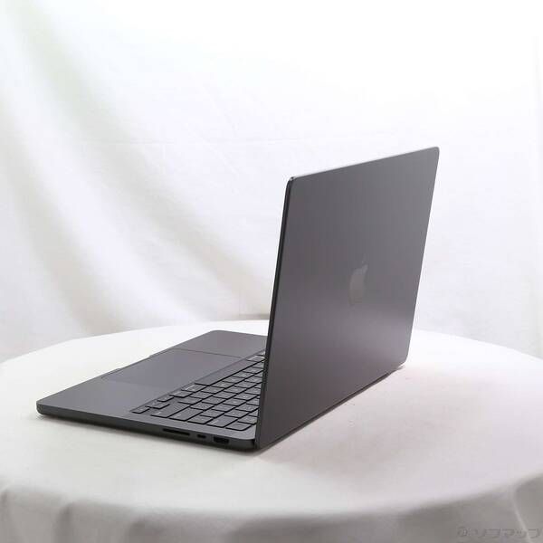 ソフマップ 〔中古品〕 MacBook Pro 14.2-inch Late-2025 MDE04J／A