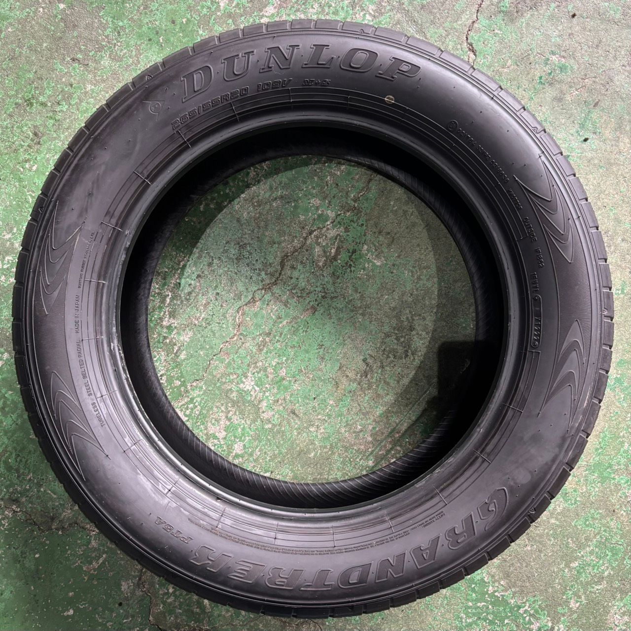 ☆送料無料☆【2022年製造】【溝8分山】DUNLOP GRANDTREK PT5A 2本 265