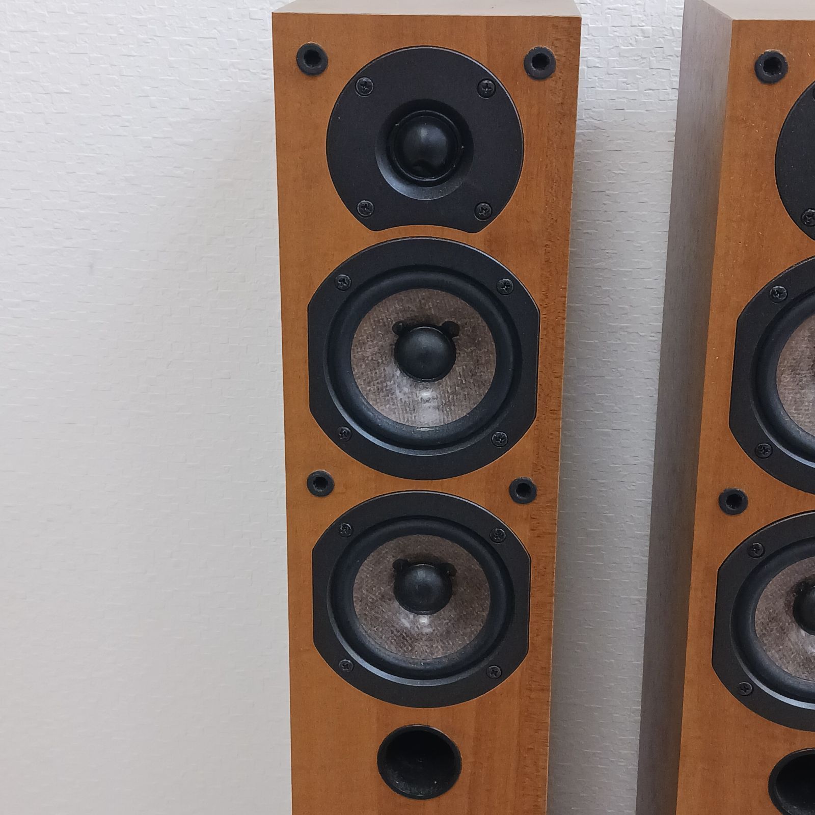 中古品】ONKYO（オンキョー）トールボーイ型スピーカーシステム D-105F