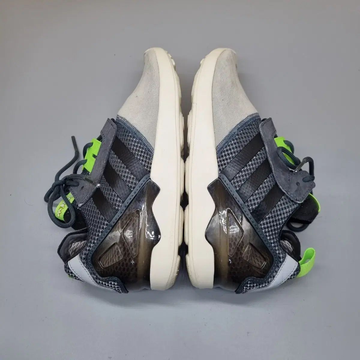 アディダス ZX8000 ブースター レディーススニーカー 23.5センチ