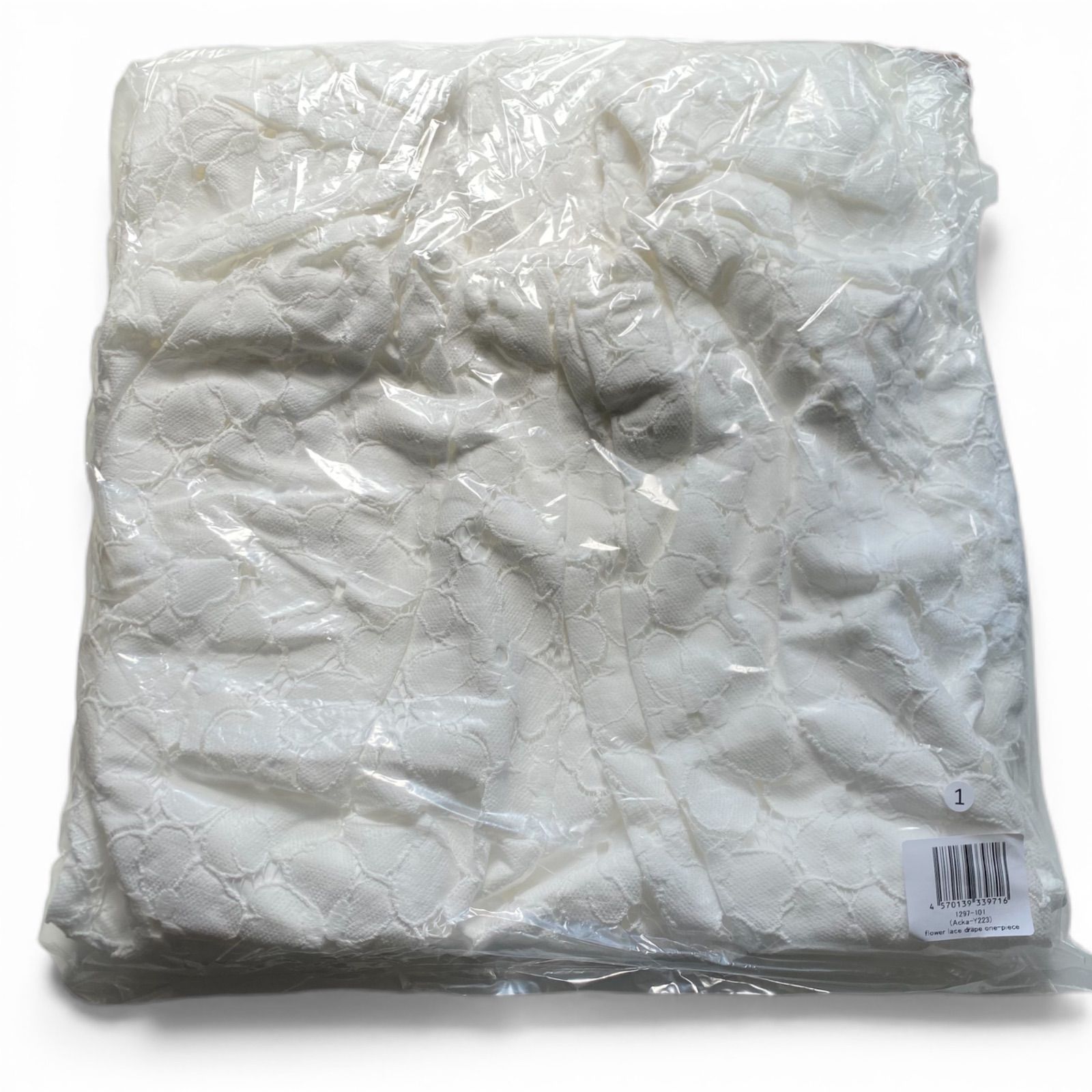 新品未使用 Acka. エーシーケーエー flower lace drape one-piece