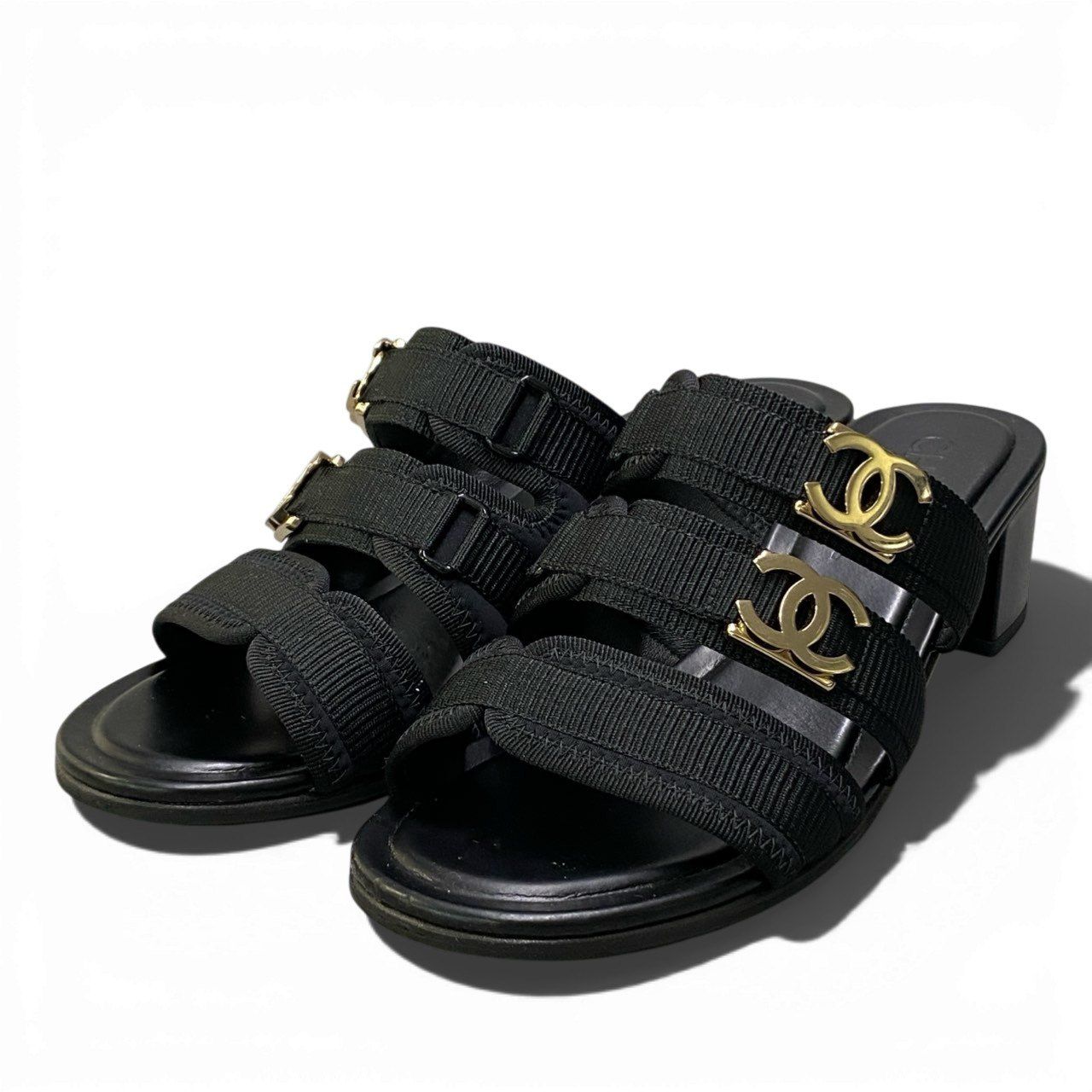 c4 CHANEL シャネル G39895 ココマーク チャンキーヒール サンダル