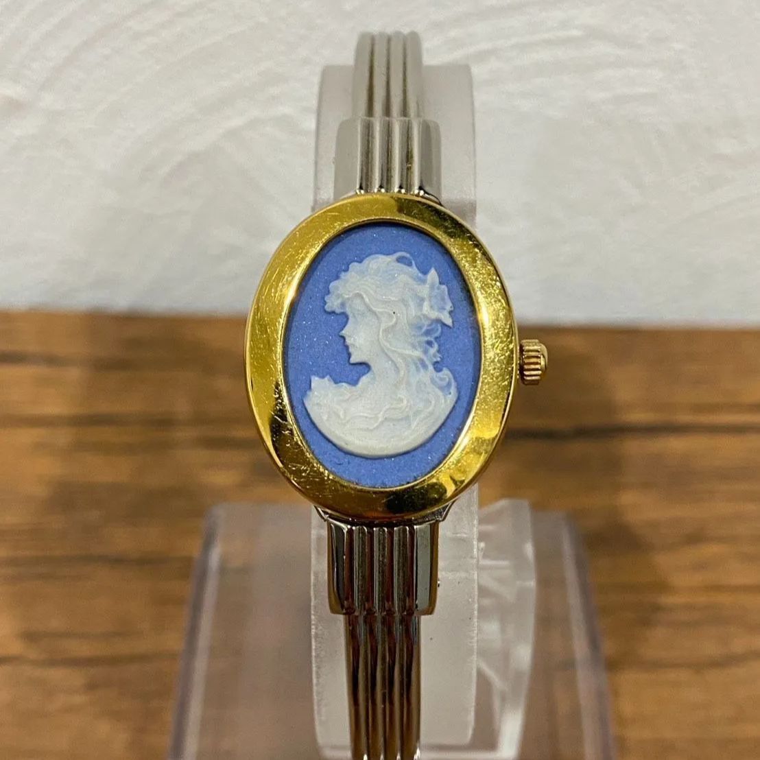 Andre Mouche アンドレムッシュ カメオ バングルウォッチ QZ - メルカリ