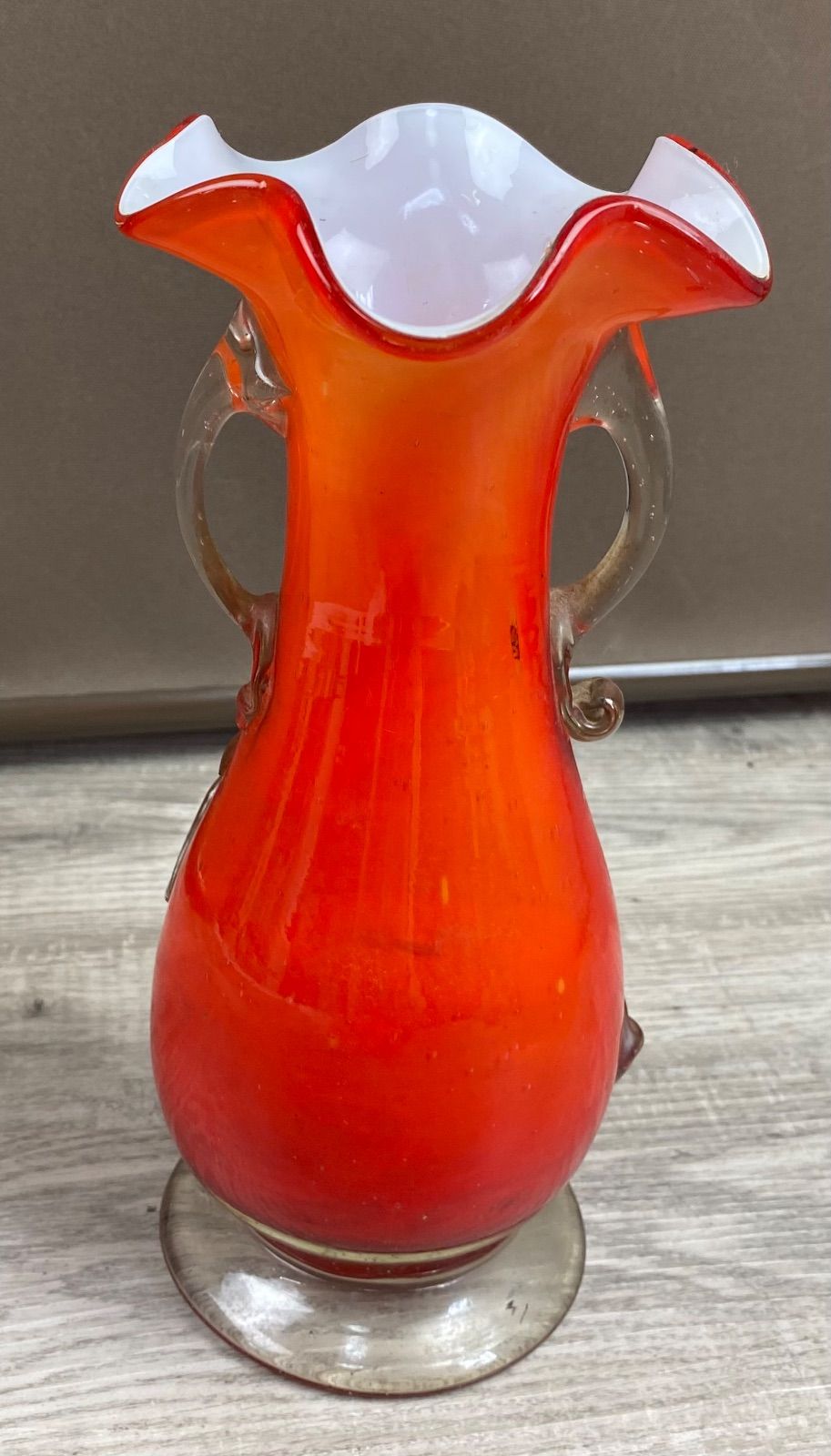 フラワーベース 花瓶 朱色 ガラス 昭和 レトロ 26WK0333 - メルカリ