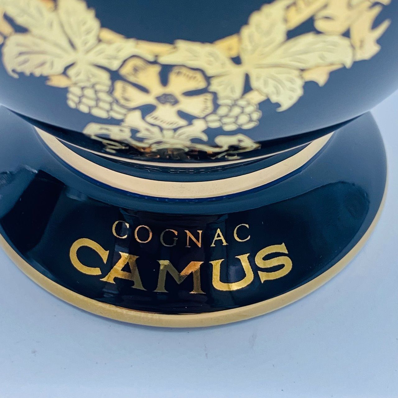 ▽CAMUS カミュ スペシャルリザーブ エッグ デキャンタ コニャック