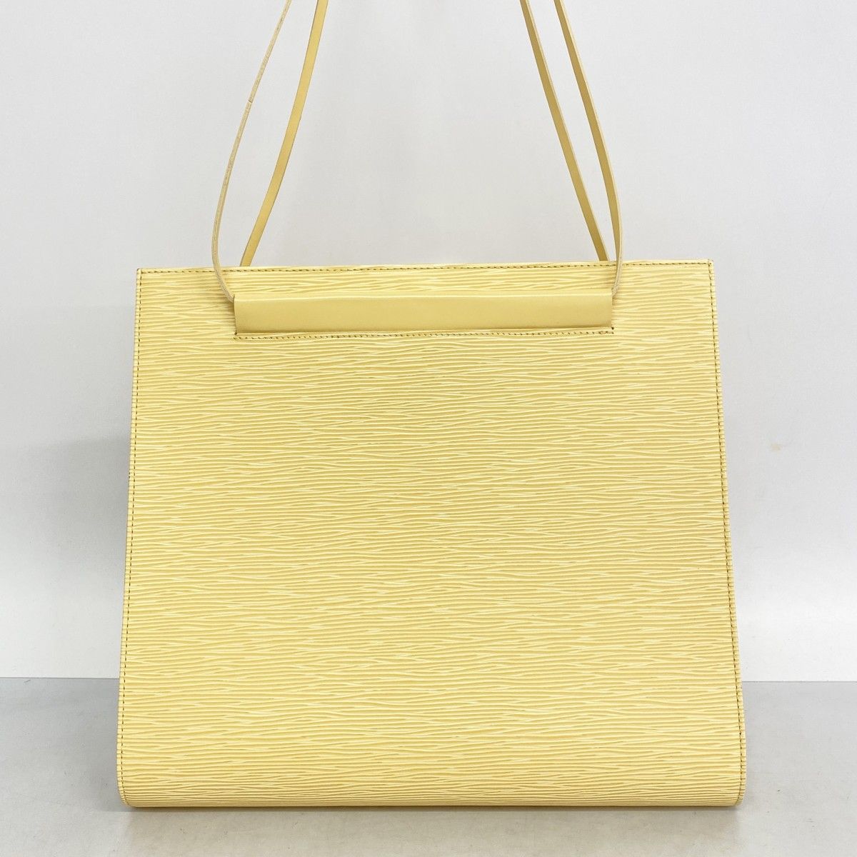 6bd5758-k】ルイヴィトン ショルダーバッグ エピ サントロペ M5246A