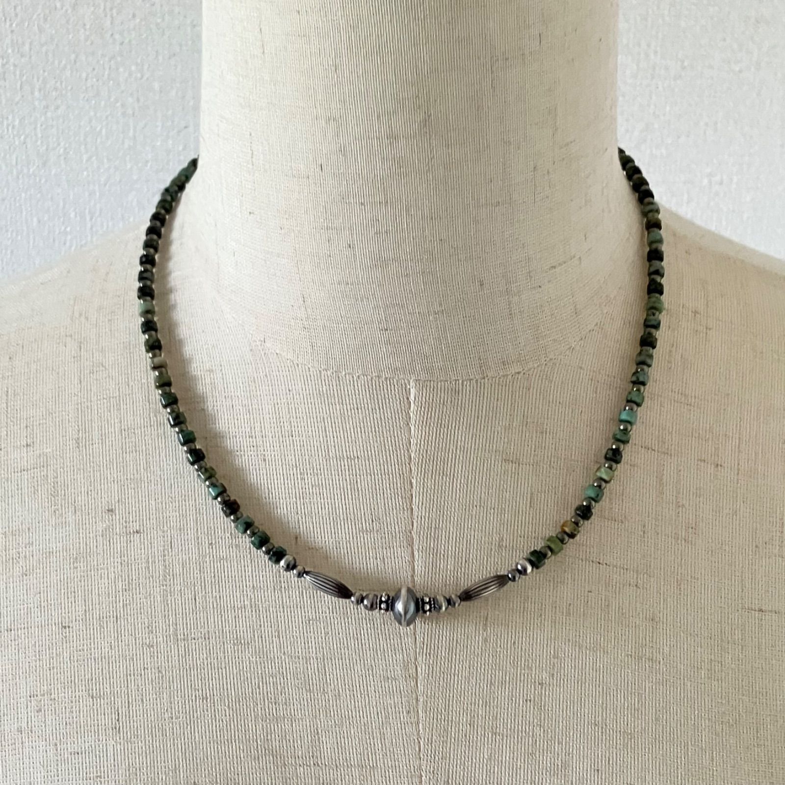 silver925ナバホパール×アフリカンターコイズ×パイライトのネックレス