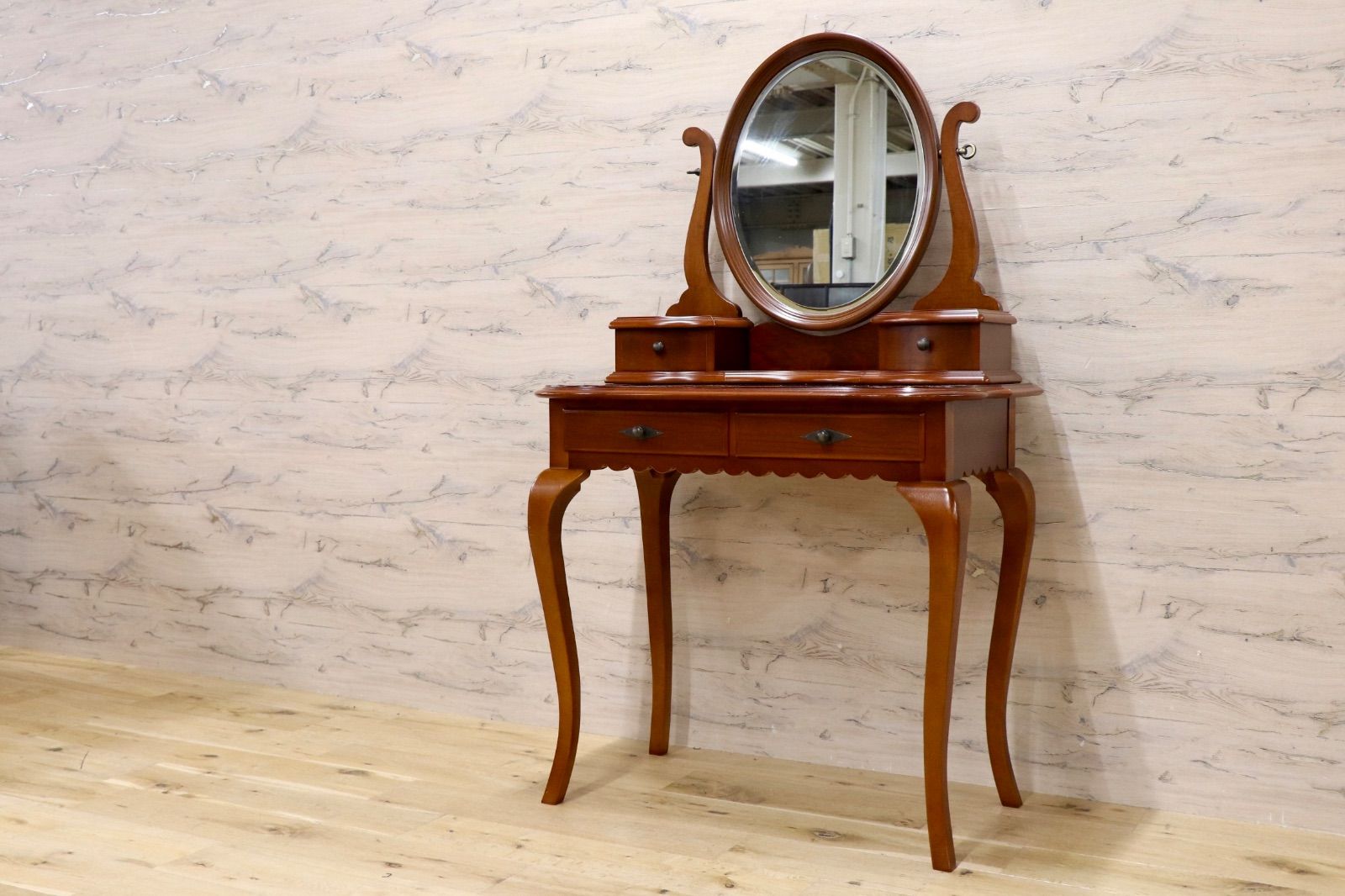 GMIK915B○Lynn Hollyn / リンホーリン ドレッサー 鏡台 置き型 ミラー