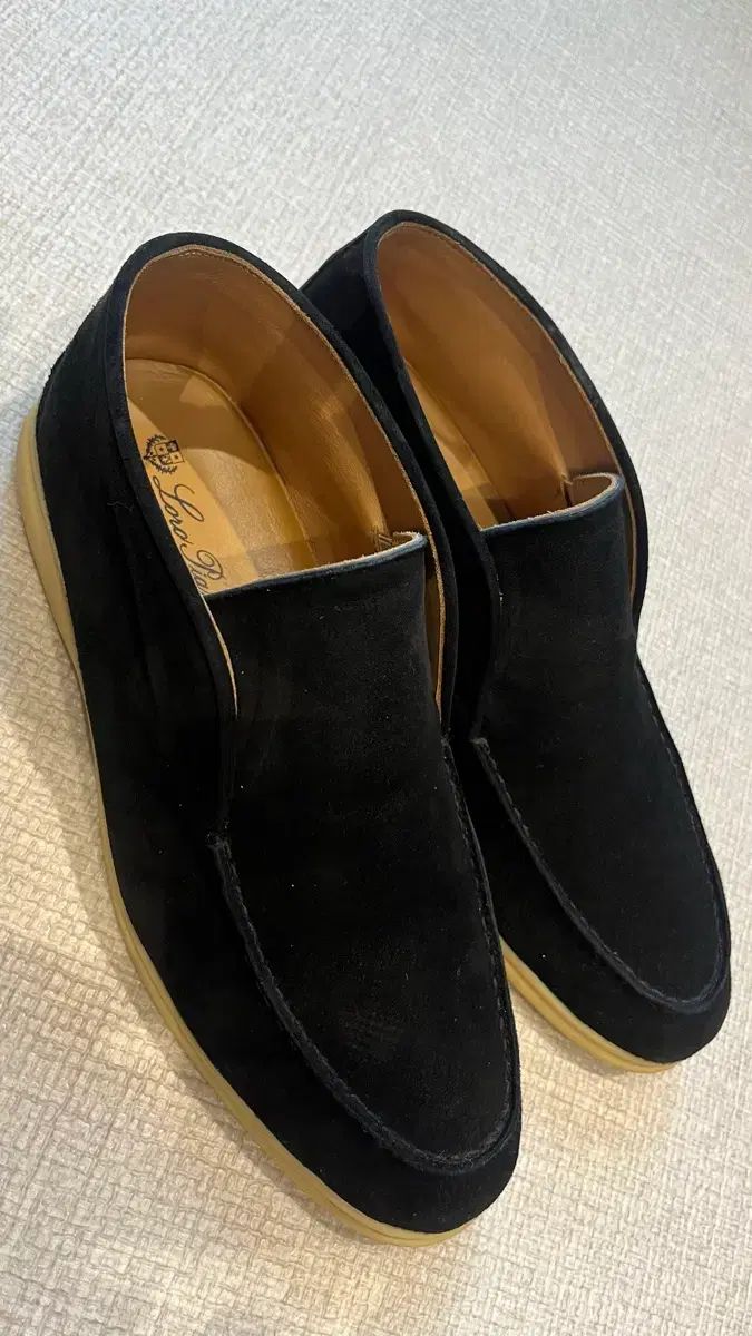 ロロ・ピアーナ Summer Walk スウェード ローファー 41 - メルカリ